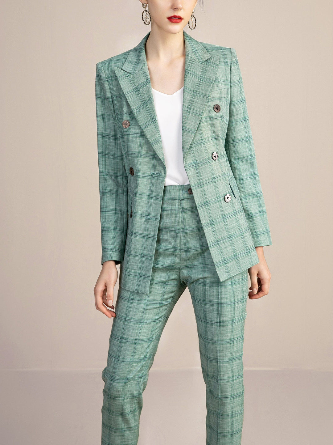 solovedress Green 2 Piece Double Breasted Peak Lapel Slim Fit Plaid Women Suit